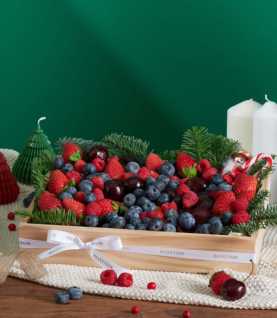 seasonal Christmas berry gift box