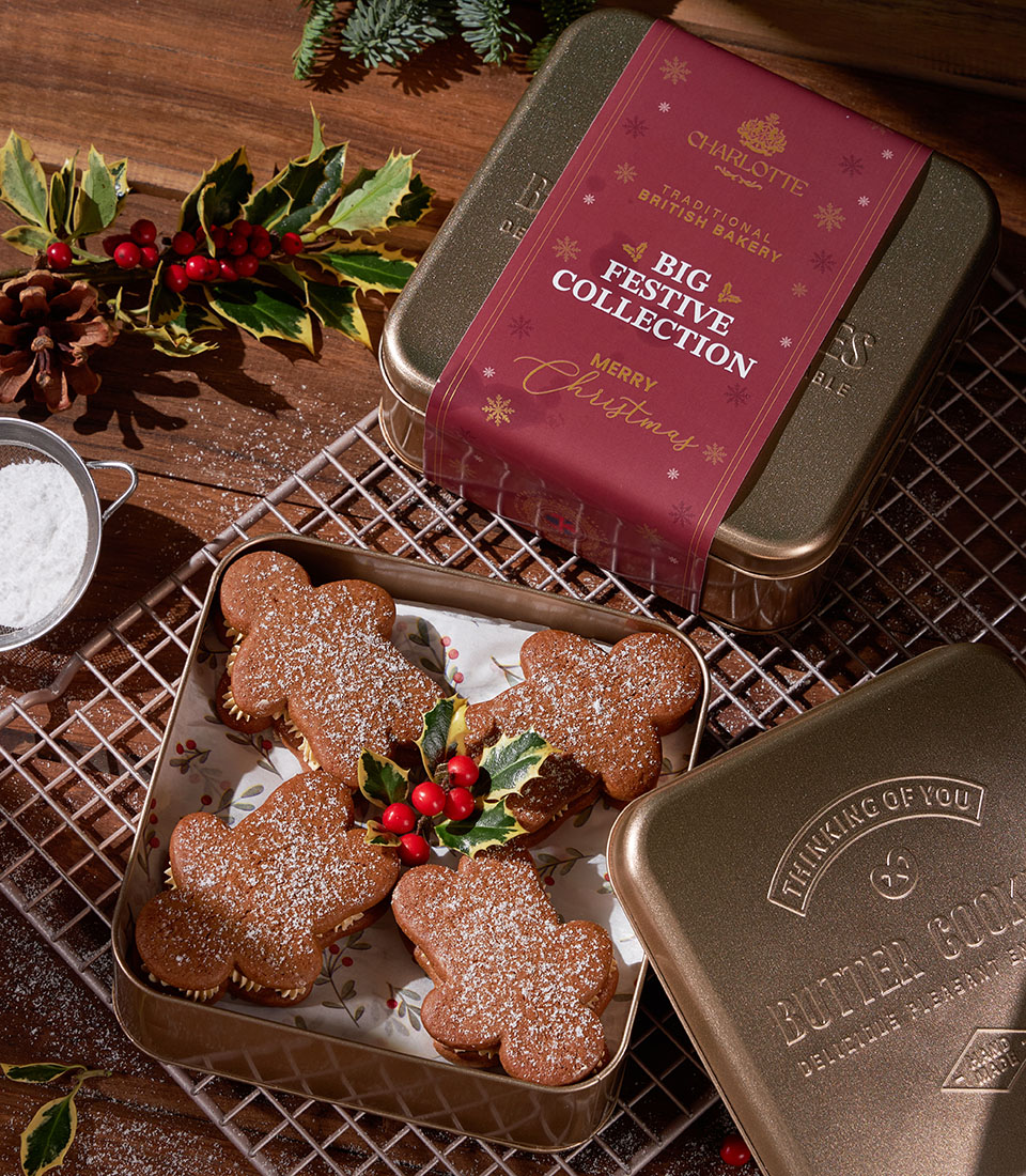 Cream stuffed gingerbread fatties box set from Charlotte Bakery for Christmas gifting in Bangkok