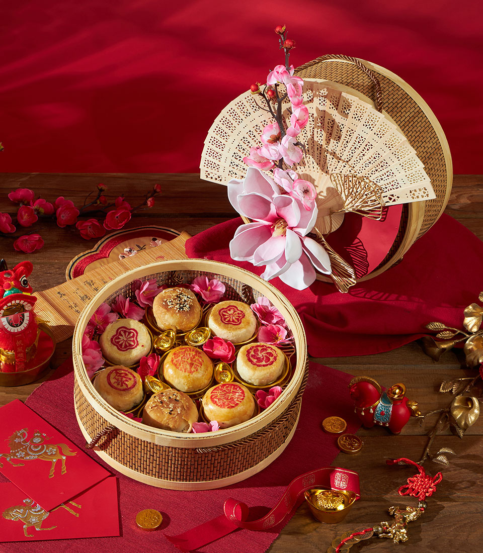 Chinese New Year auspicious deluxe blossom collection with premium presentation