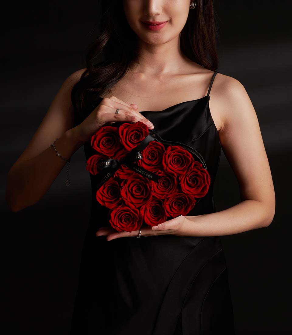 Romantic red preserved roses heart box Valentine gift, Bangkok delivery