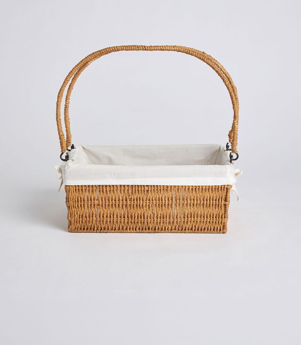 Front view of wicker basket with handle and fabric liner BK-465