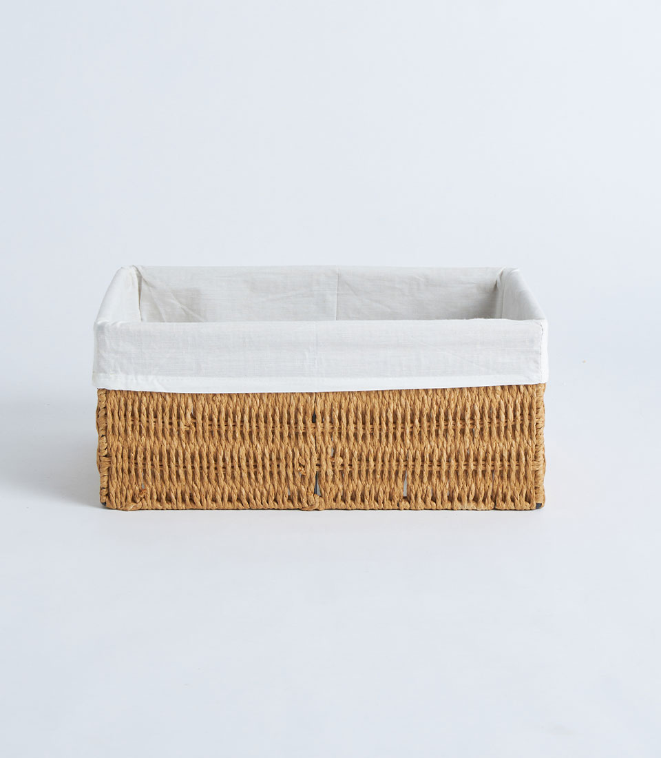 Front view of wicker basket with white fabric liner BK-461