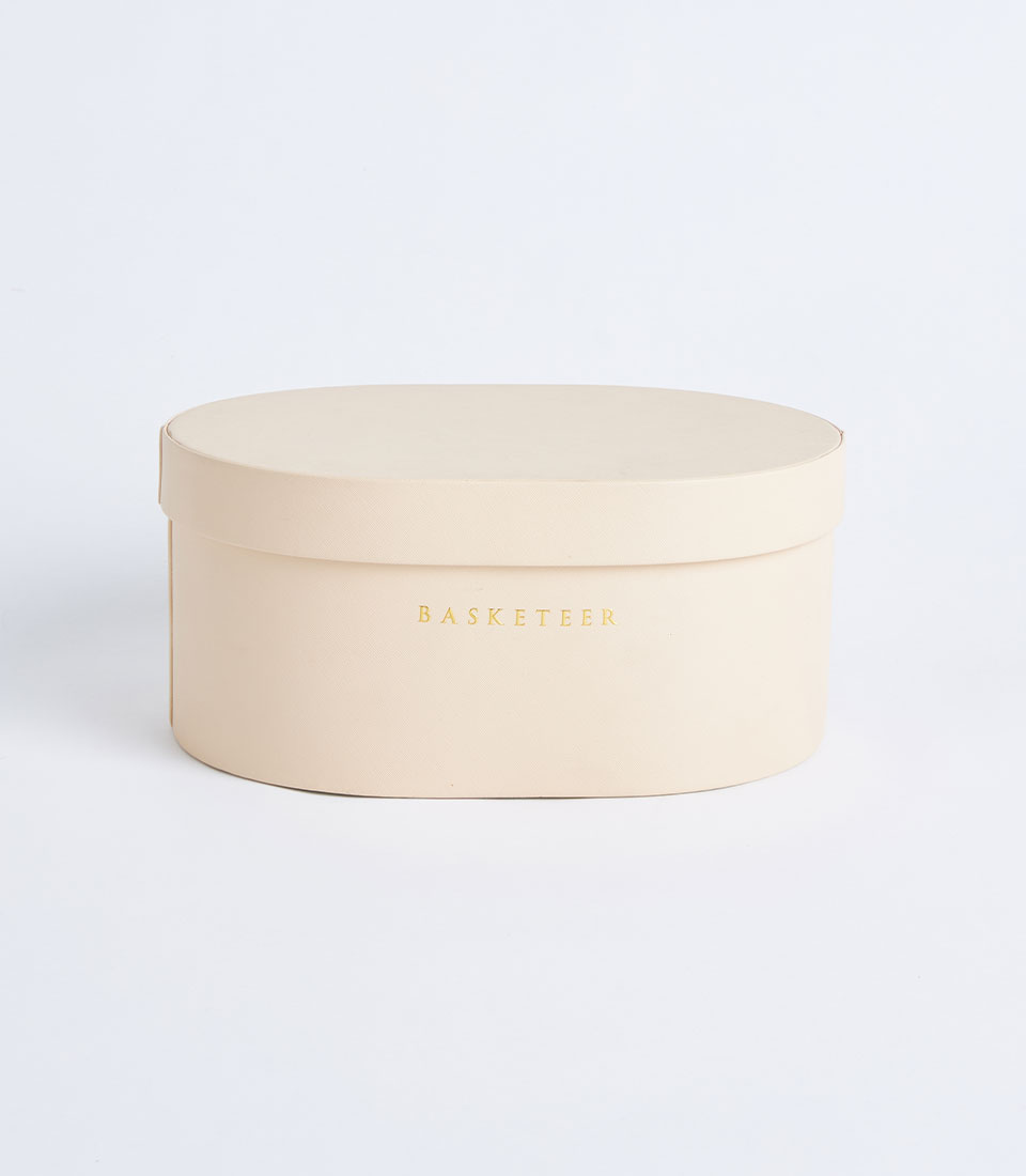 Front view oval cream premium gift box with lid Basketeer BK-429