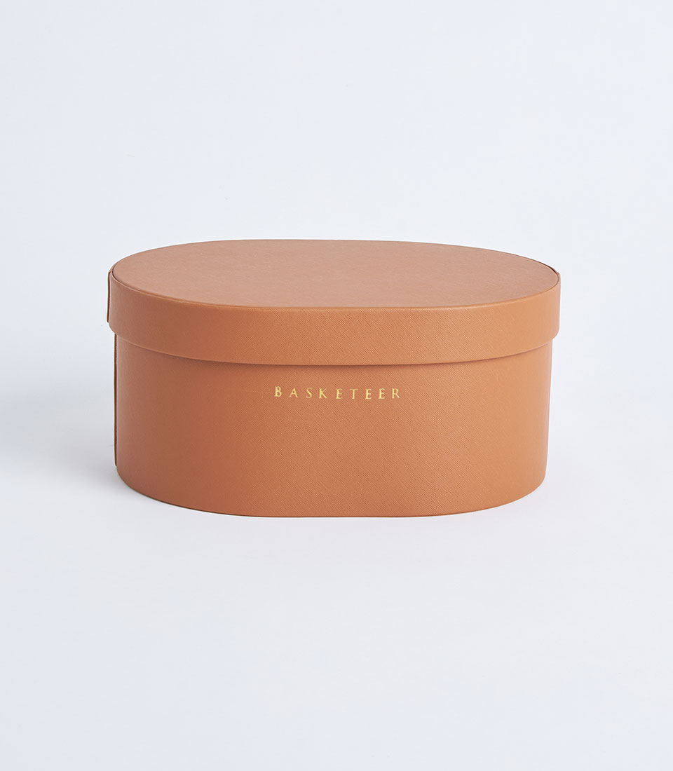 Front view oval premium gift box with lid Basketeer BK-428