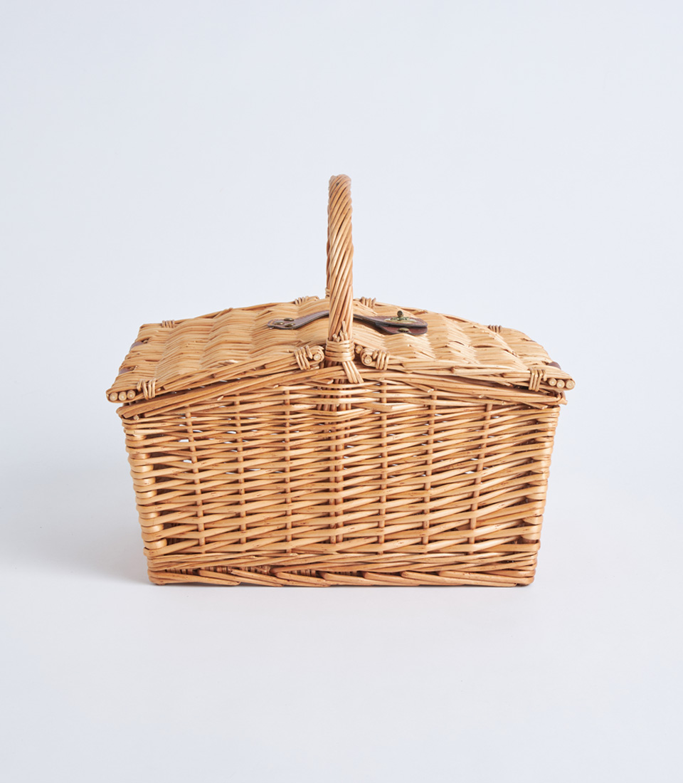 Front view rectangular wicker picnic gift basket with lid BK-409