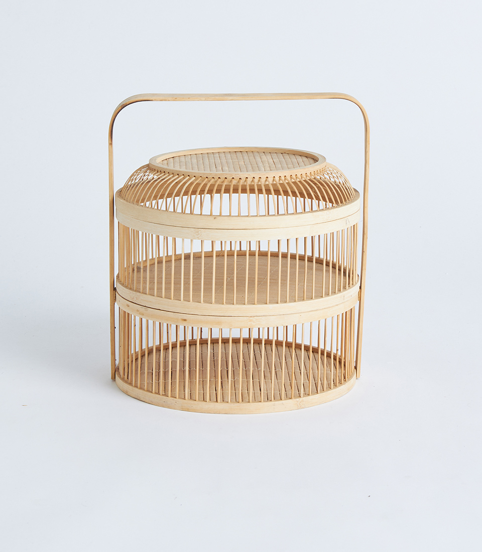 Round light beige rattan basket with handle and lid BK-505