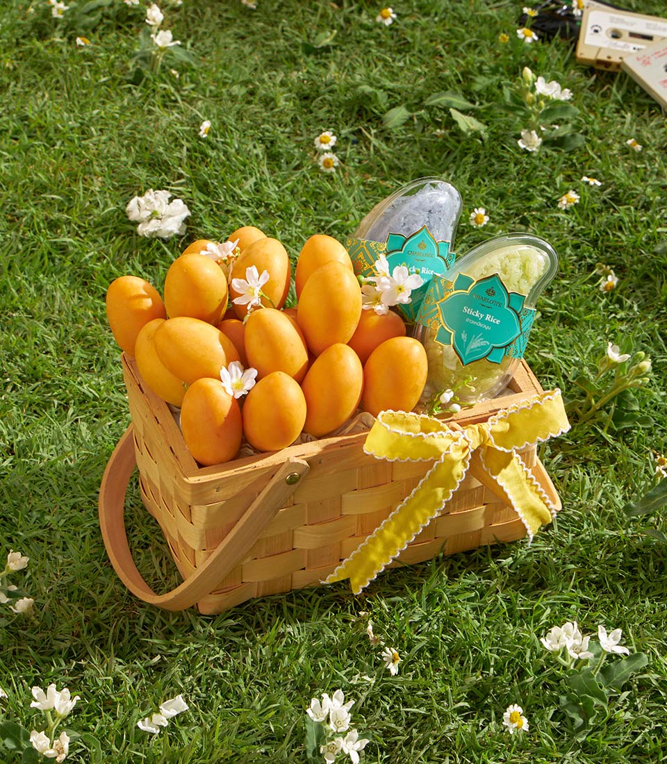 Mayongchid sticky rice gift basket with yellow ribbon SMF-0018