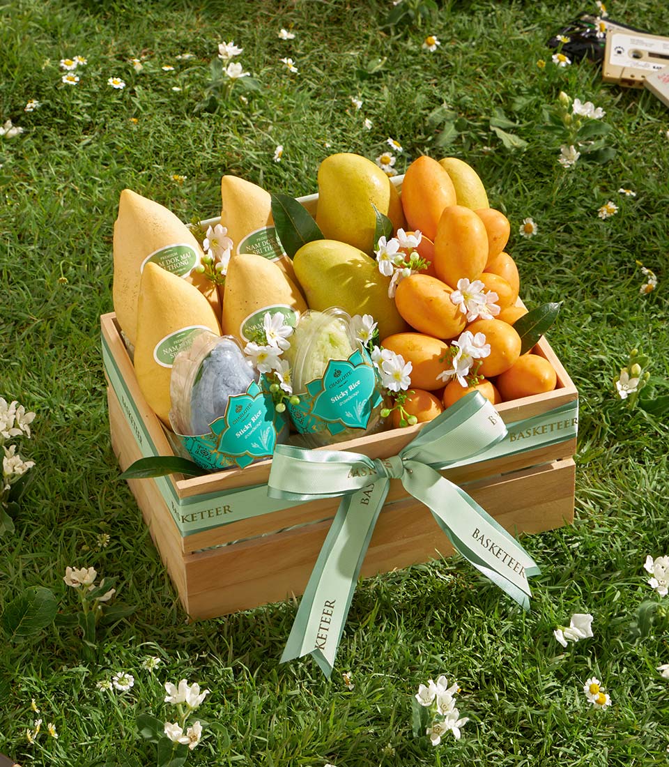 mango mayongchid sticky rice wooden crate thailand