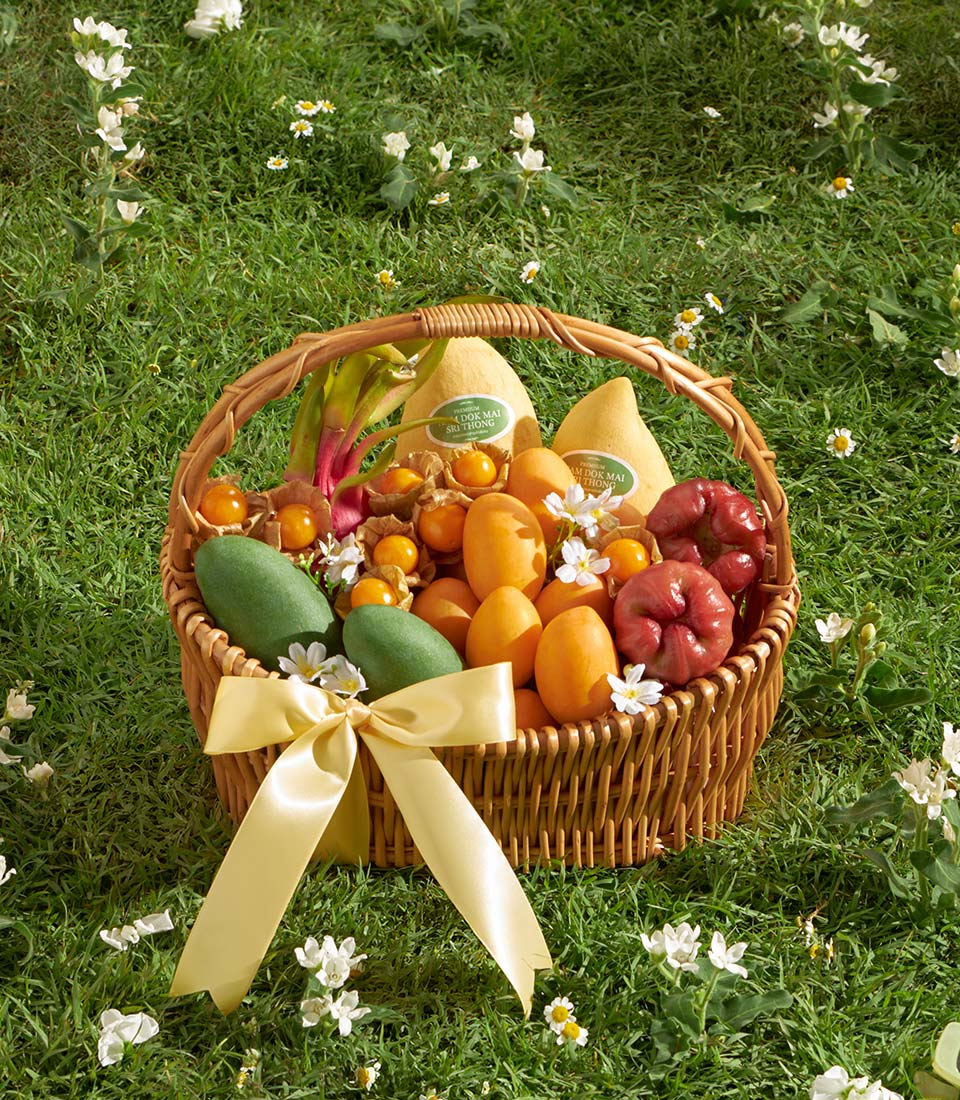 Round mixed fruit gift basket wicker SMF-1014
