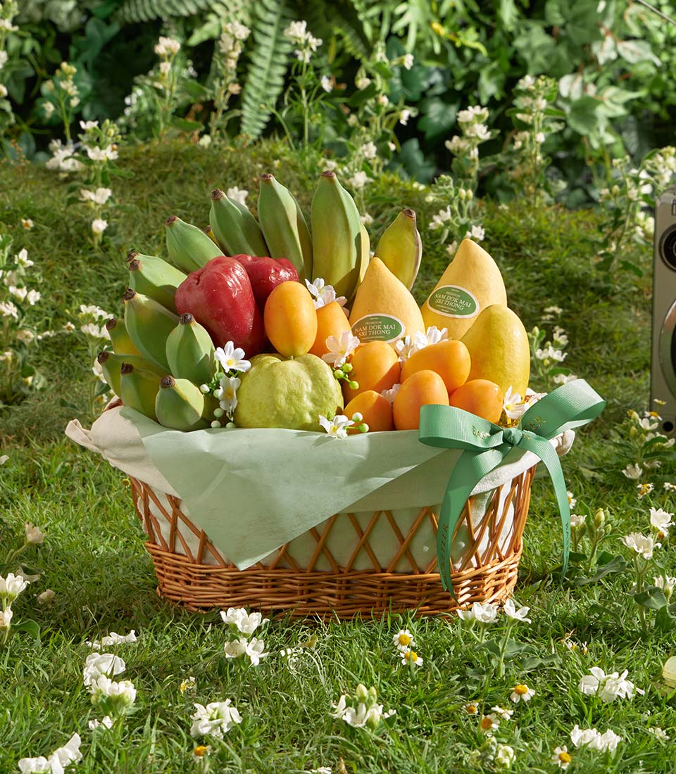 Thai summer tropical fruit basket banana leaf SMF-1017