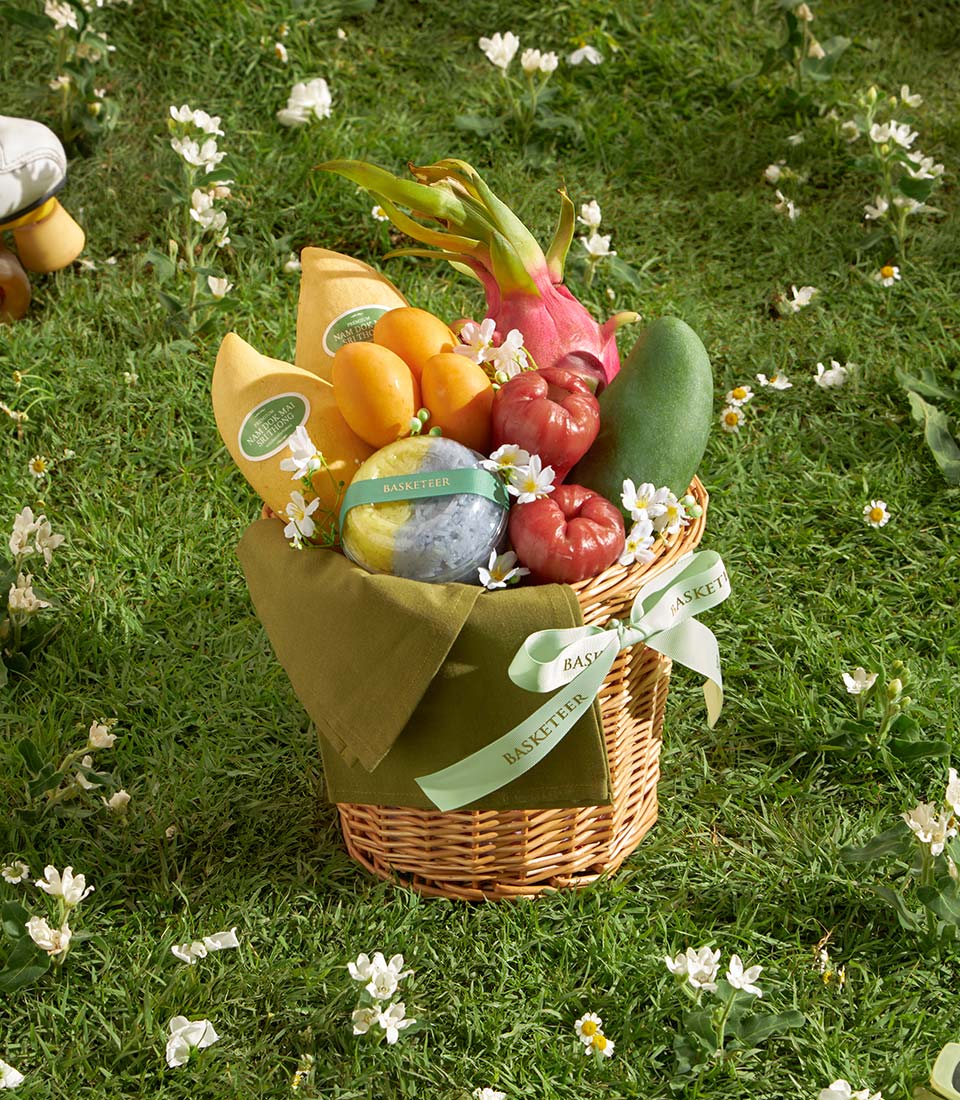 Thai summer fruit bouquet basket tall wicker SMF-1018